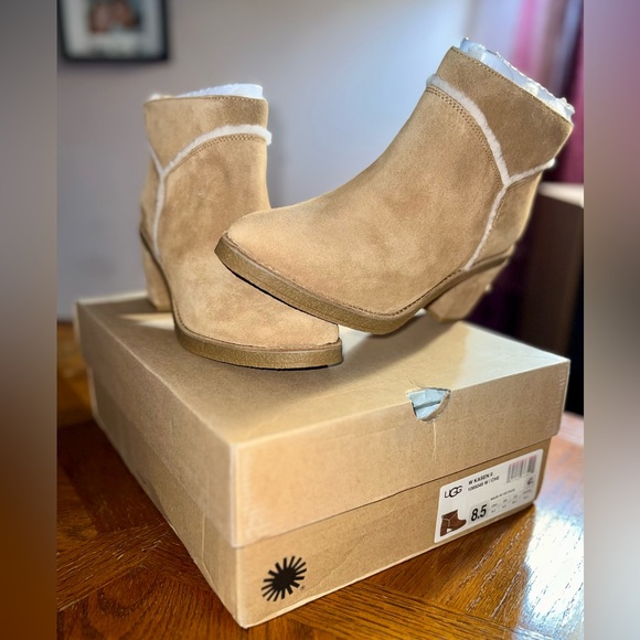 UGG ~ Kasen II Suede Boots (# 1095049) in Chestnut - Picture 4 of 15